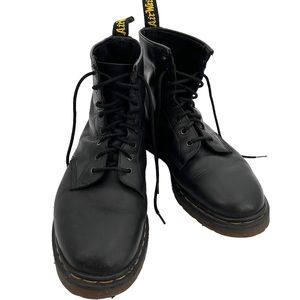 Vintage Dr. Martens 1460 leather black lace up boot size 12 made in England